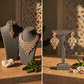 Noor Jahan - Set